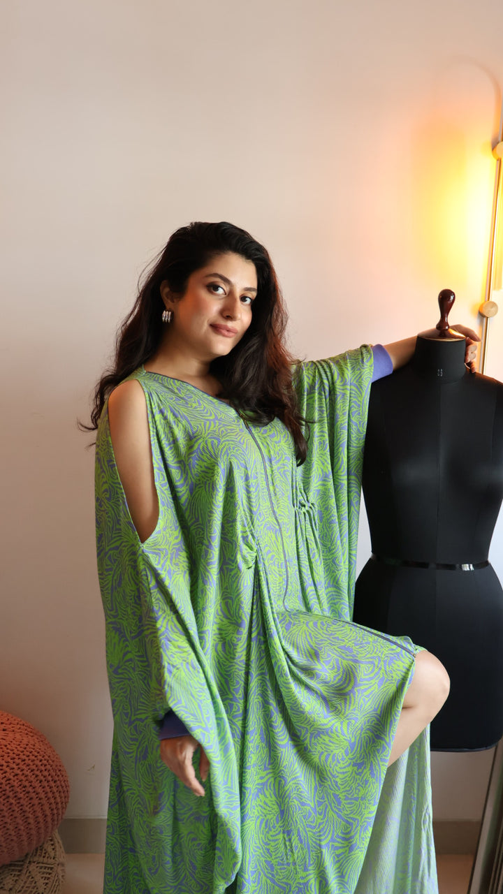 Animal Flow - Kaftan - TRISHALA-bodysuits - Monokrom