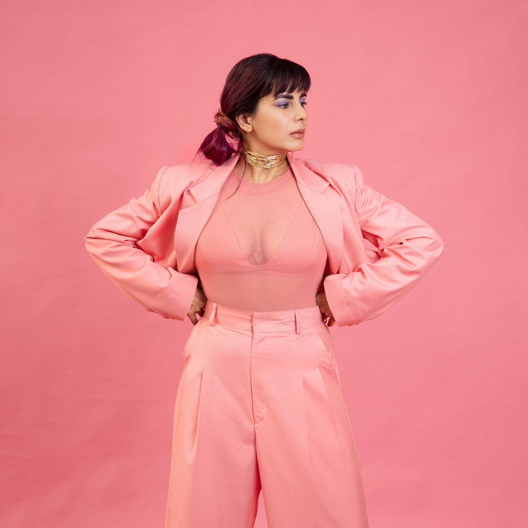 Kirti Kulhari Wearing Mini Moxie Cropped Blazer - Solid-blazers - Celebrity - Monokrom