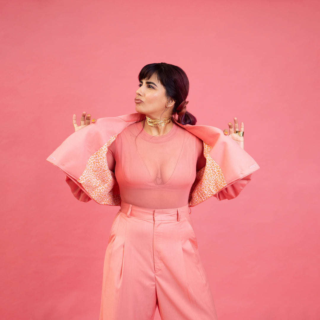 Kirti Kulhari Wearing Legs for Days Pants - Solid-trousers - Celebrity - Monokrom