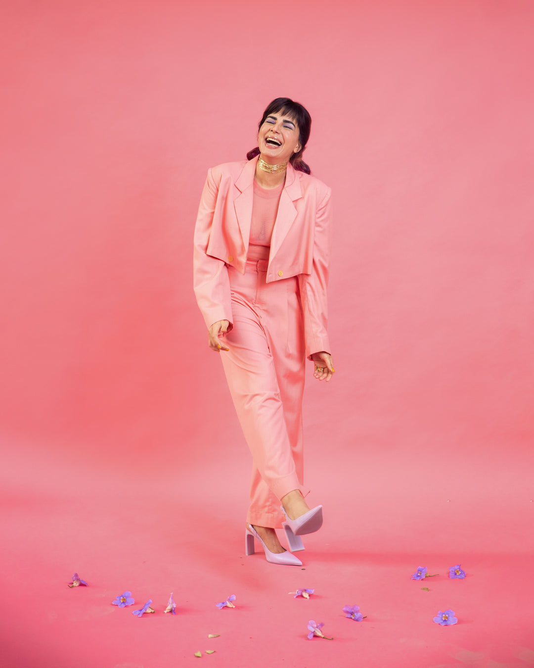 Kirti Kulhari Wearing Legs for Days Pants - Solid-trousers - Celebrity - Monokrom