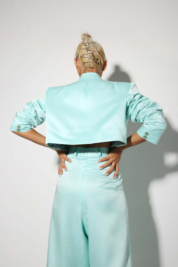 Legs for Days - Wide Legged Pants - Solid-trousers - Monokrom
