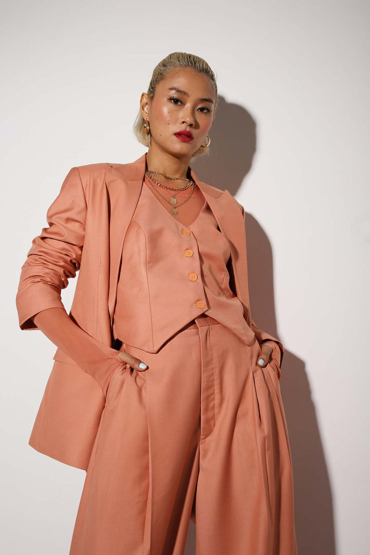 Legs for Days - Wide Legged Pants - Solid-trousers - Monokrom
