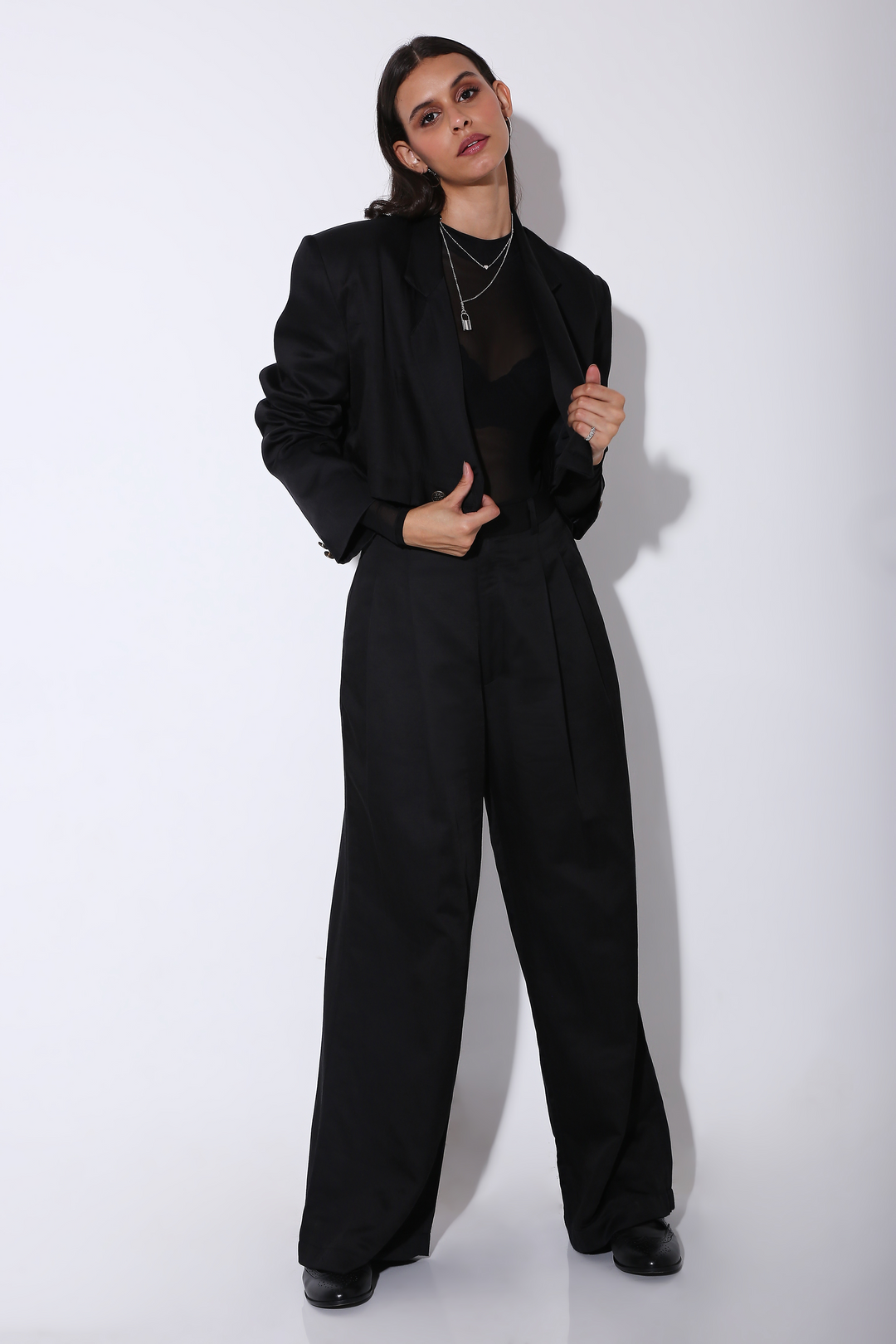 Mini Moxie - Cropped Blazer - Solid-blazers - Monokrom